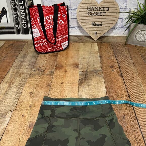 Lululemon Invigorate High-Rise Crop 23"
Heritage 365 Camo Green Twill Multi - Picture 12 of 15